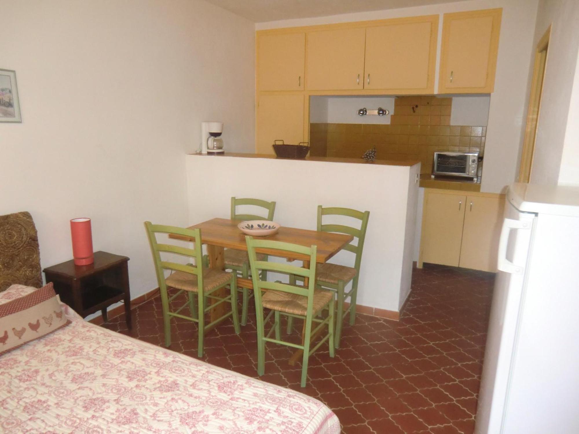 Les Oliviers Apartment กรีโมด์ ห้อง รูปภาพ
